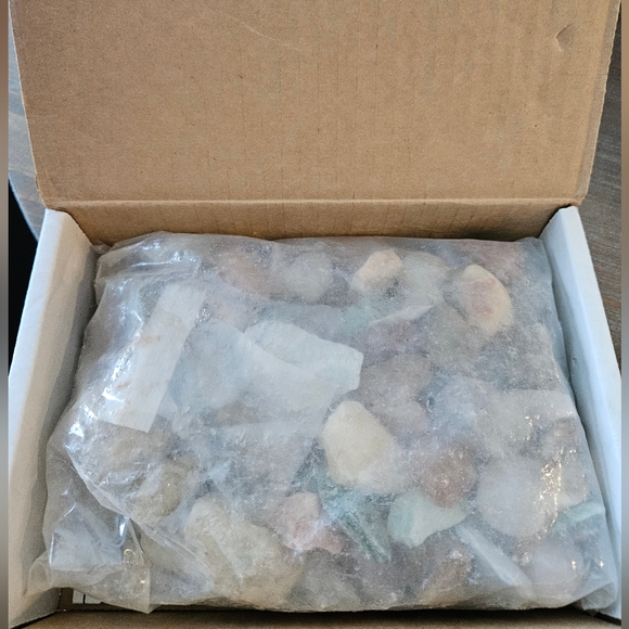 Extreme Gem Mineral Fossil Activity Kit - Picture 2 of 2